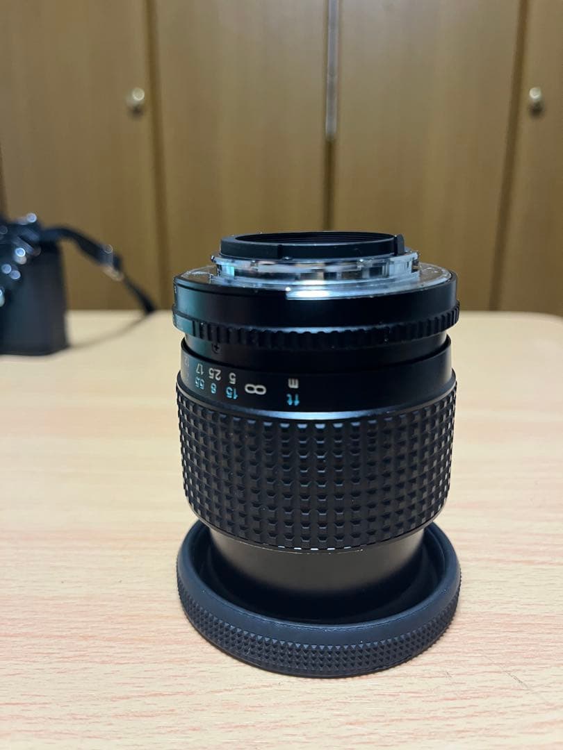 Nikon F-301 ニコン フィルム一眼レフ ボディ+レンズ
