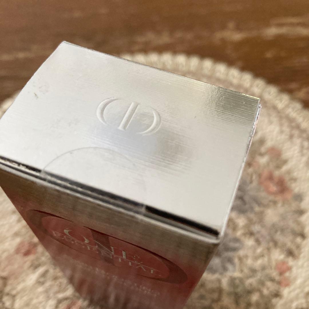 美容液 ONE ESSENTIAL SKIN BOOSTING SUPER SERUM