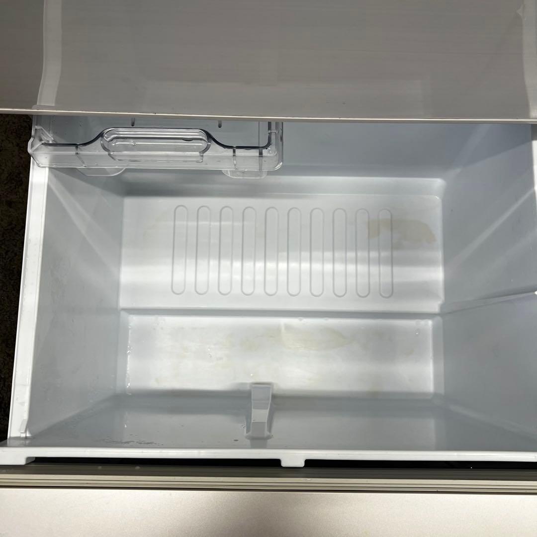 K911⭕️冷蔵庫　大型　350ℓ 両開き　シャープ　どっちもドア　設置無料　安い