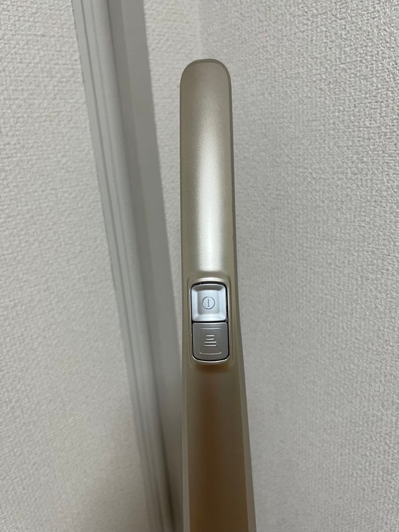 【良品】Electrolux スティッククリーナー 本体 ZB3324B