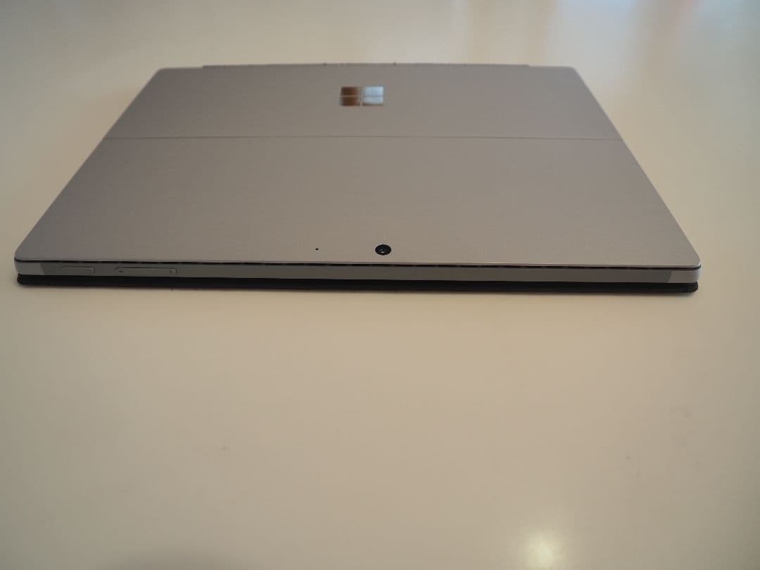 SurfacePro7 i3/4GB/128GB タイプカバーOffice付