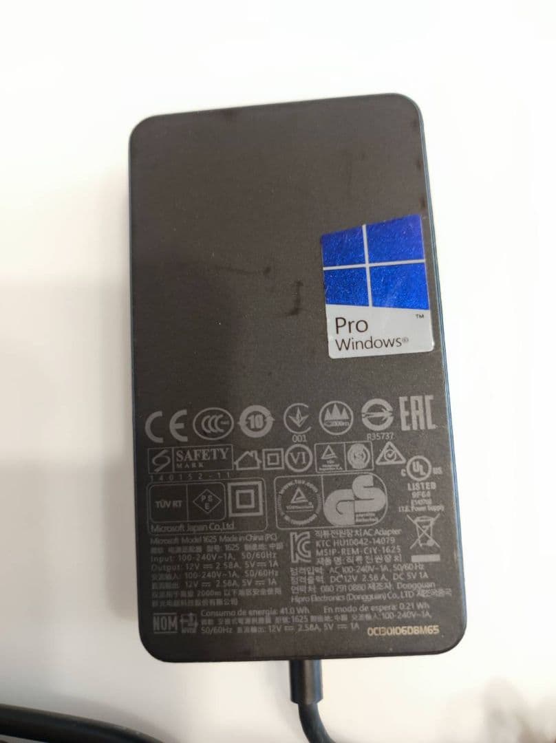 SurfacePro7 i3/4GB/128GB タイプカバーOffice付