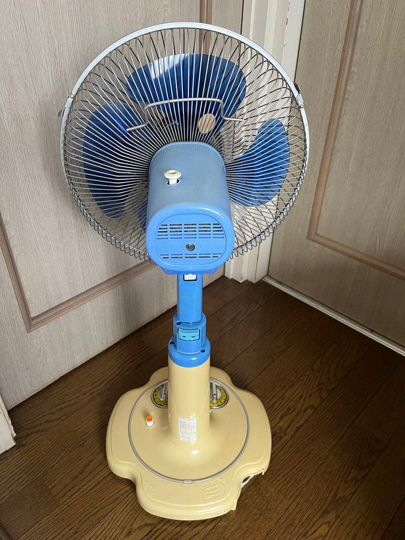 TOSHIBAレトロ扇風機