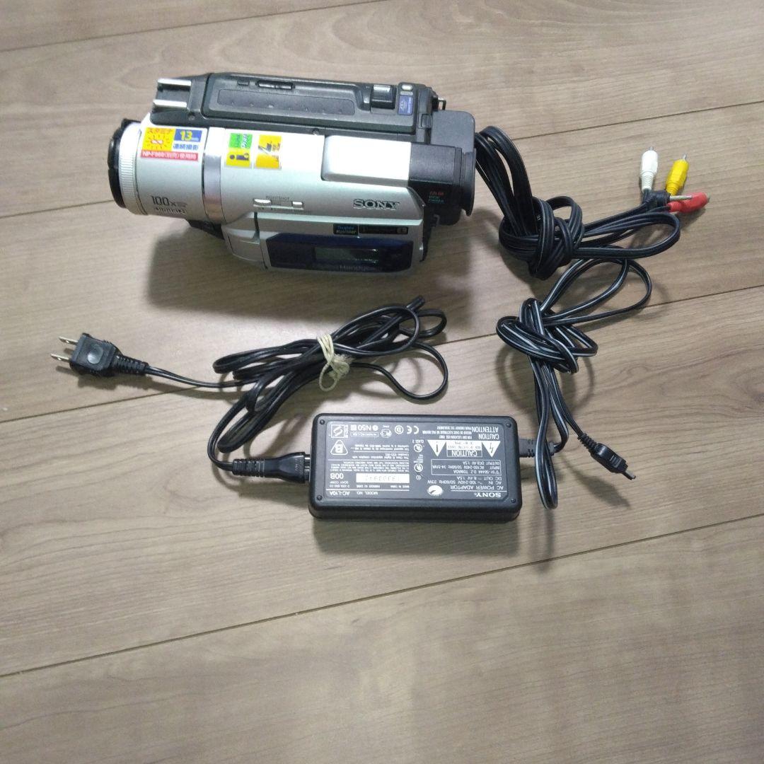 ソニーDCR-TRV620　ビデオカメラ