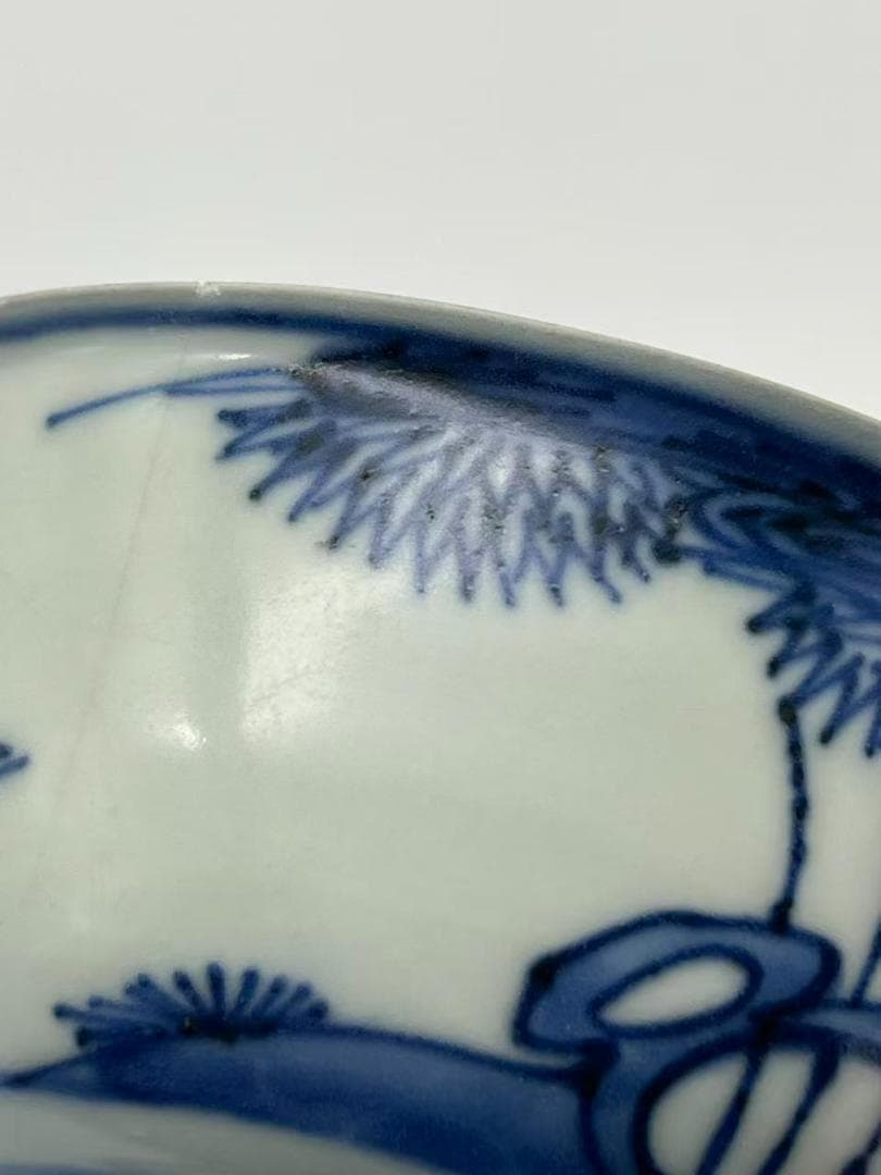 明時代 染付青花花卉山水紋碗 【大明成化年製】楷書款 牡丹菊花卉紋(F-145)