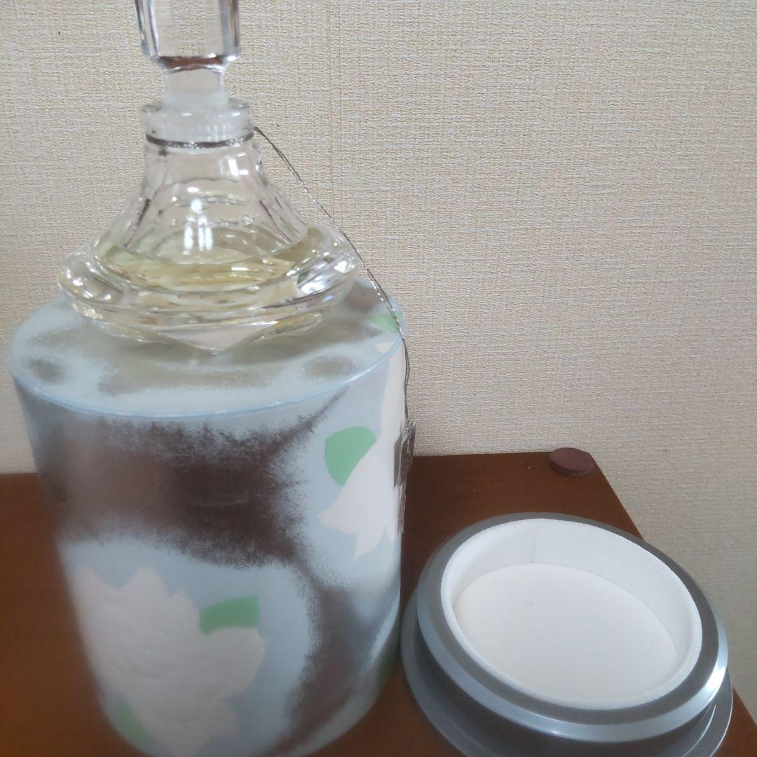SHISEIDO ホワイトローズ 香水