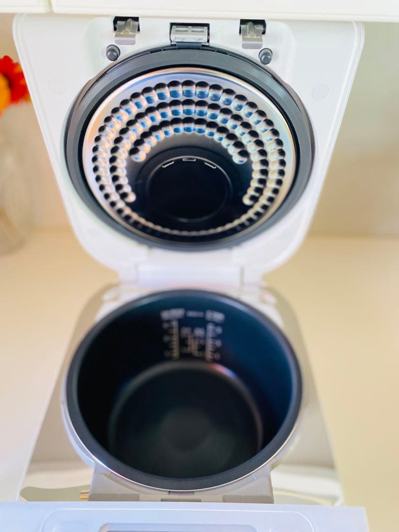 ⭐️新品⭐️Panasonic 炊飯器 SR-N210D-W 1.0L ホワイト
