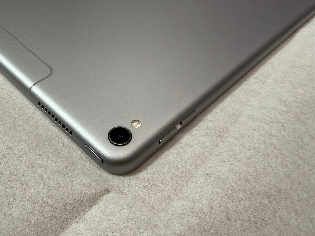 iPad Pro 12.9インチ 第2世代 64GB セルラー SIMフリー