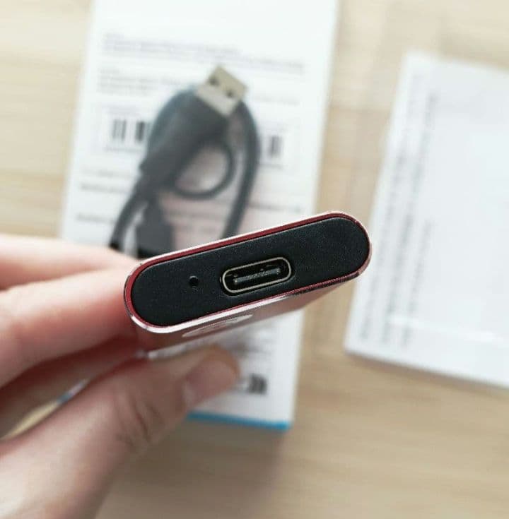 ポータブル外付きSSD 1TB USB Type-C レッド