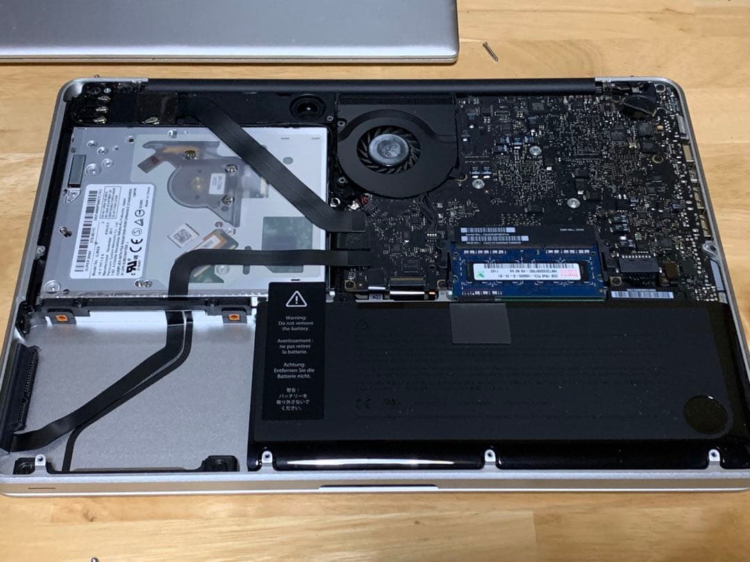 MacBook本体 MacBook Pro 2011