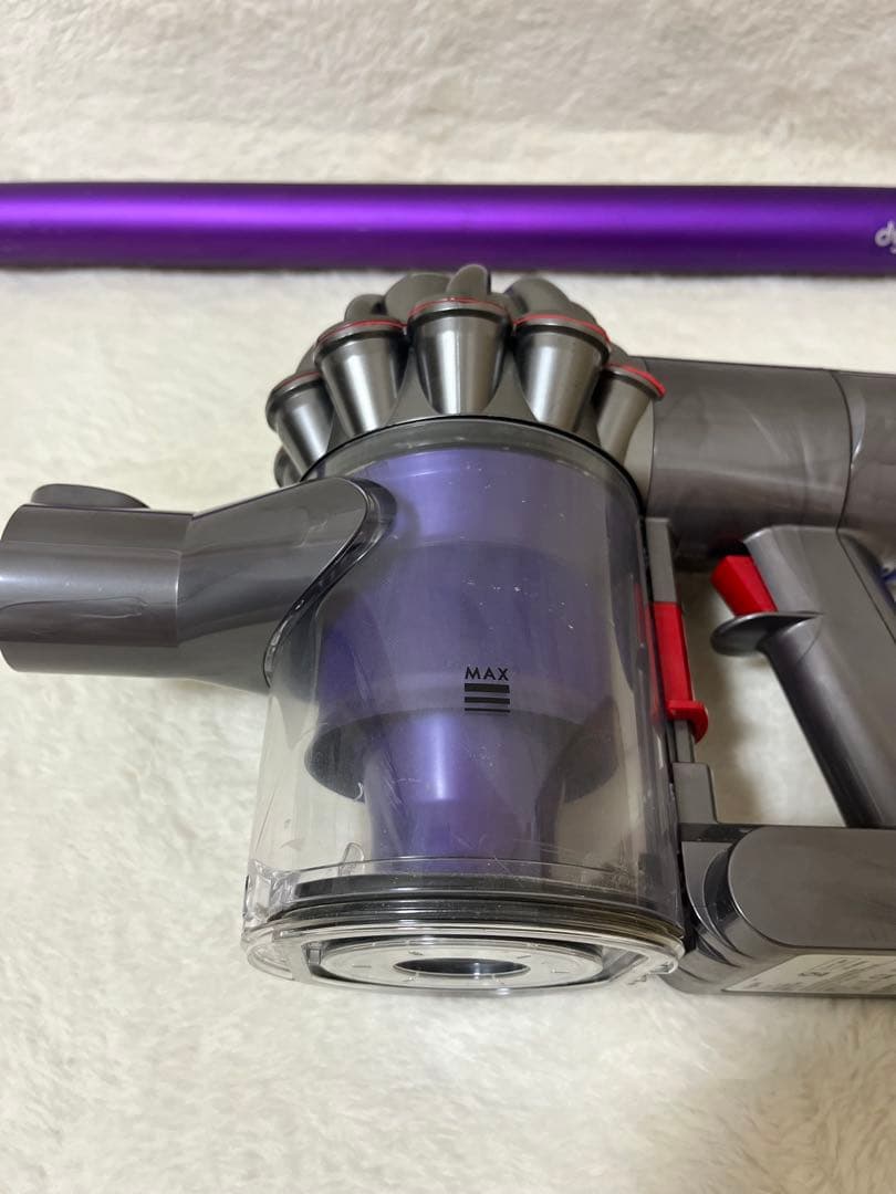 dyson コードレスクリーナー　SV07 掃除機