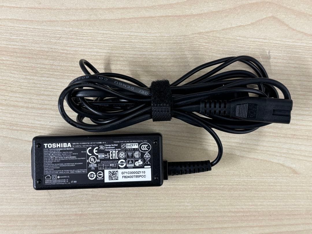 Windowsノート本体 TOSHIBA dynabook B55/D i5-6200U SSD