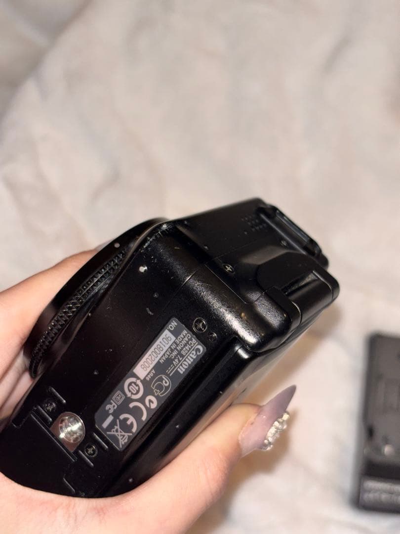 Canon powershot g11 カメラ　キャノン
