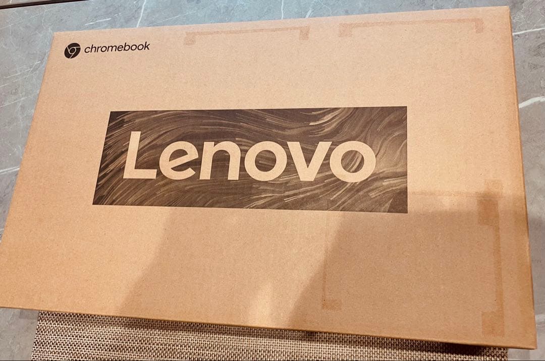 美品 Lenovo Chromebook 箱付 付属品完備 軽量