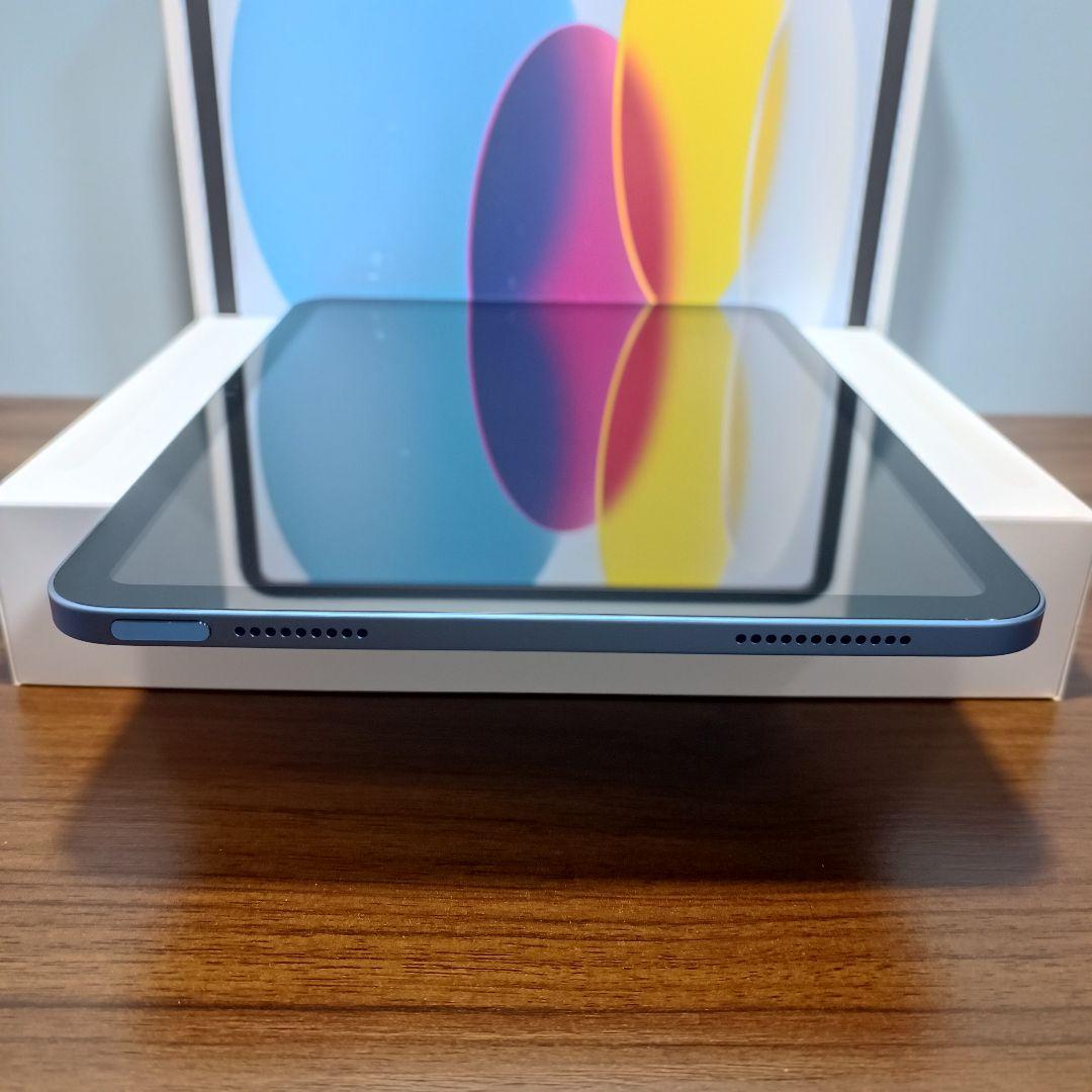 (美品) iPad 10.9 第10世代 WiFi 256GB キーボード付き