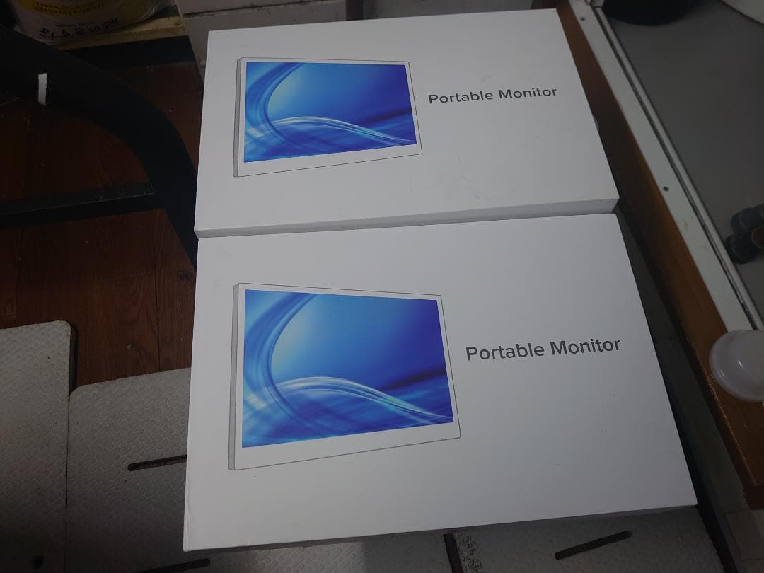 13.3インチ 4Kポータブルモニター モバイルモニター　その１