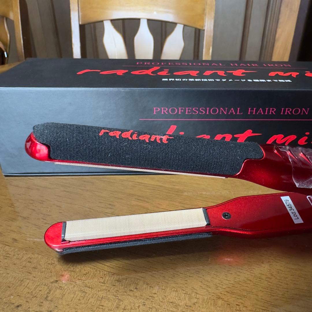 【美品】【未使用】radiant mini プロフェッショナルヘアアイロン ミニ