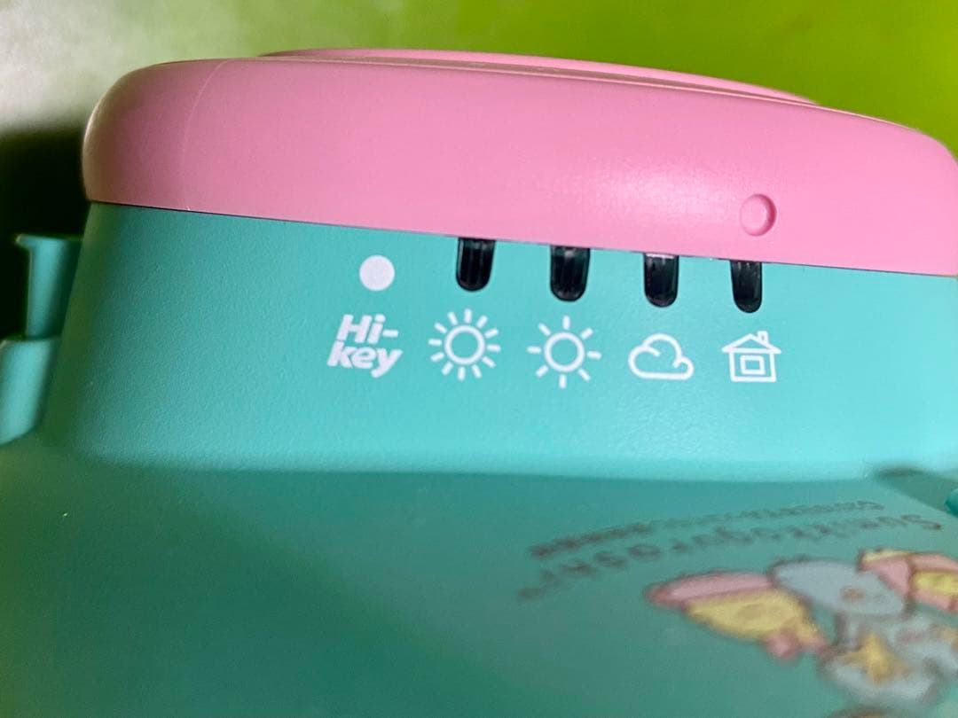 すみっコぐらし チェキ instax_mini_8+ とびだす絵本とひみつのコ