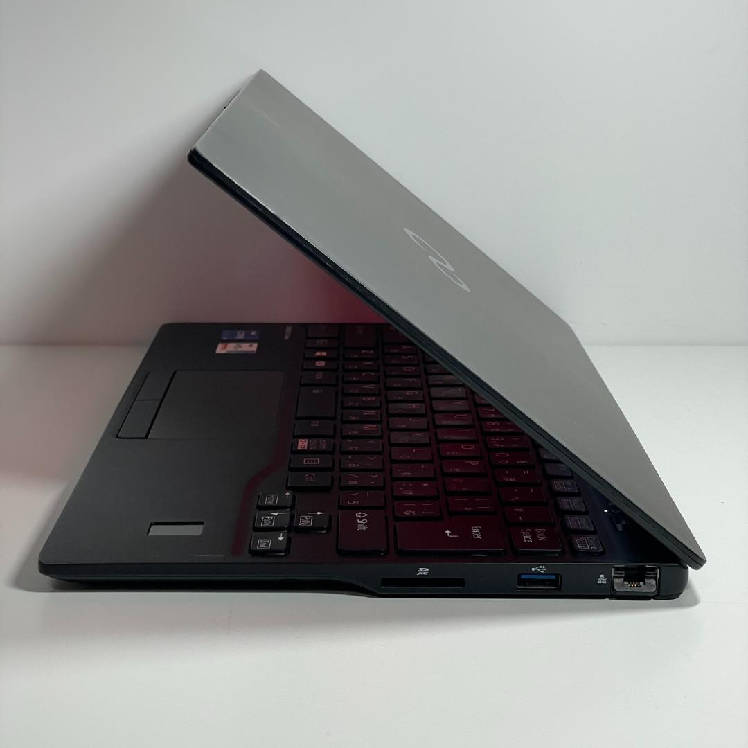 第11世代 i7 富士通 U9311/F ノートPC office 薄型 軽量