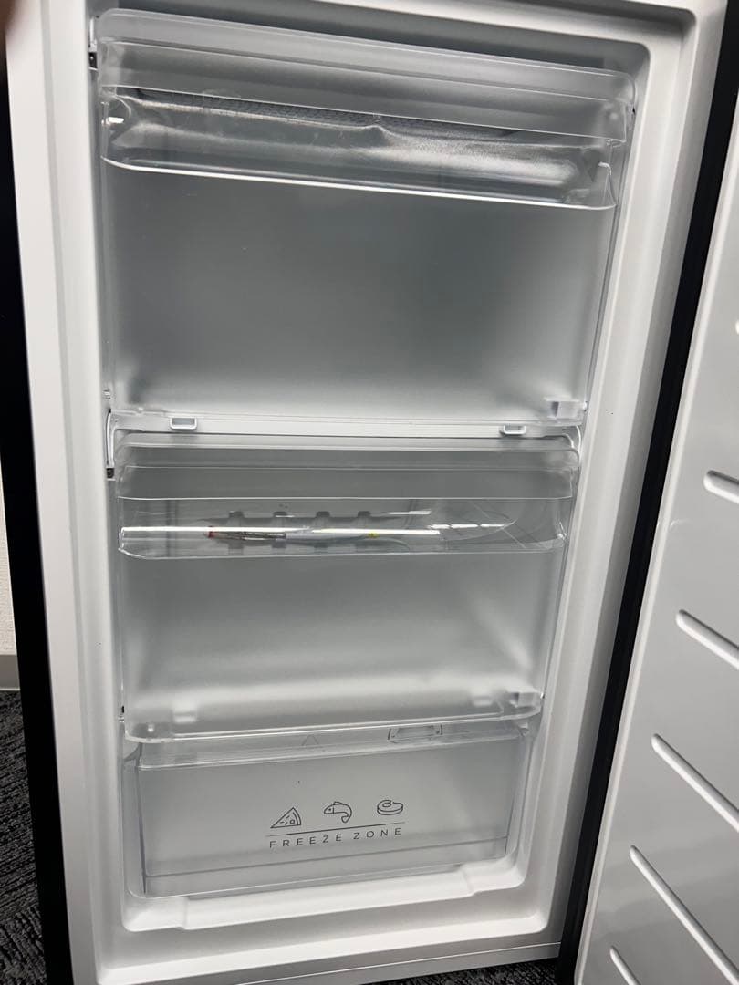Comfee ノンフロン冷凍庫　小型冷凍庫　62L