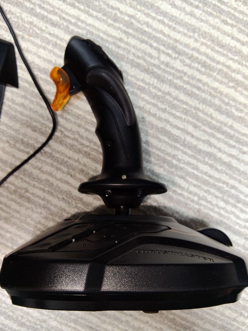 PC用ゲームコントローラー・コンバーター Thrustmaster T.16000M