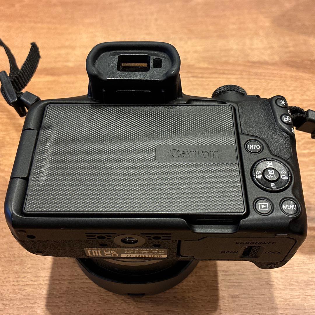 【極美品】CANON R50 ボディ + 単焦点 & 望遠レンズ