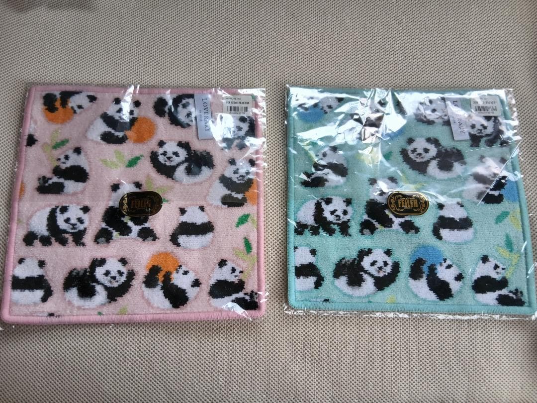 ★新品·未使用★FEILER(フェイラー)パンダ柄タオルハンカチ2枚セット
