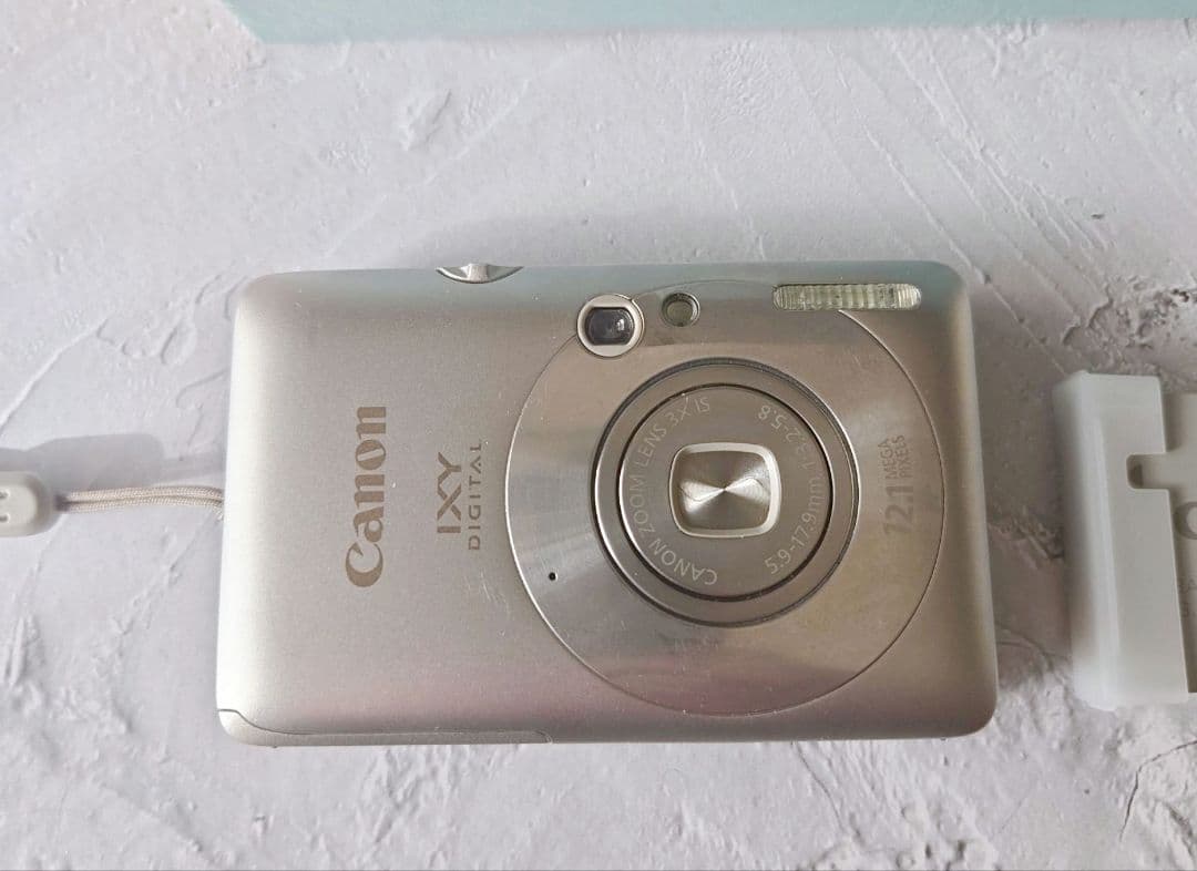 Canon IXY DIGITAL 210 IS シルバー 動作OK