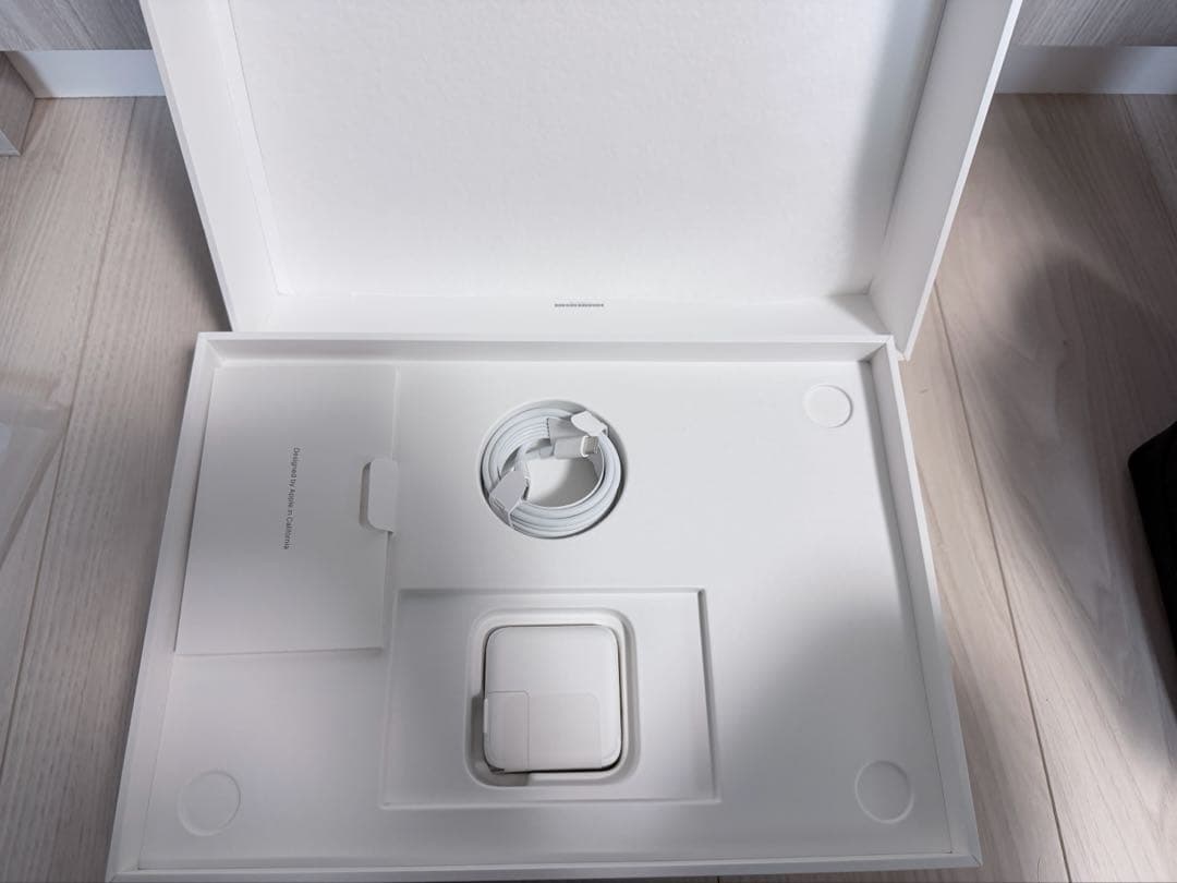 MacBook本体 MacBook Air M1 8GB 256GB