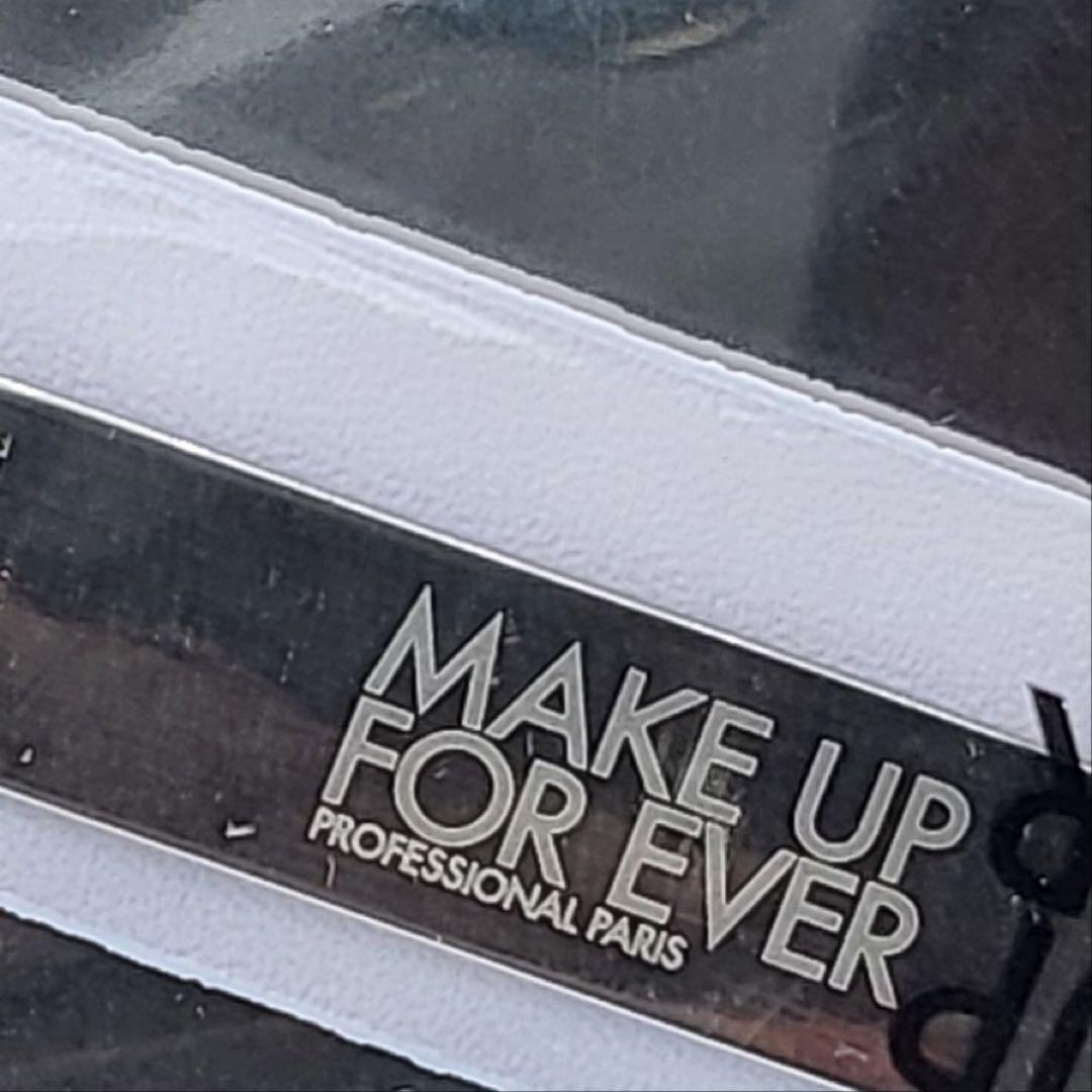 MAKE UP FOR EVER メイク用ツールセット