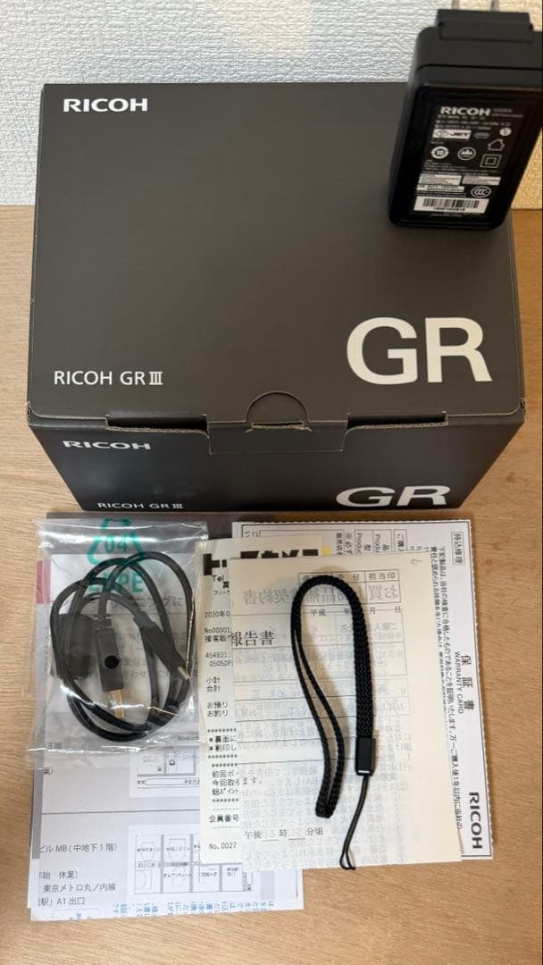 【極美品】RICOH GR III 付属品完備