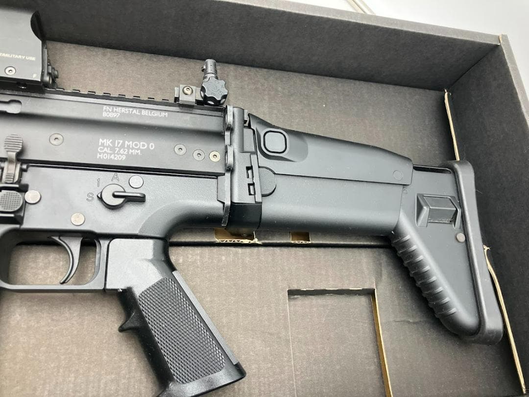 東京マルイ　SCAR Heavy 次世代電動ガン