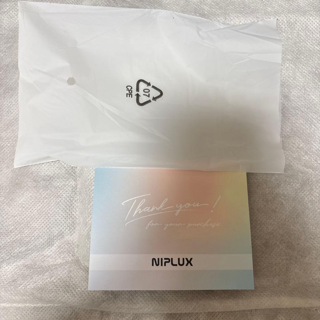 NIPLUX EMS EYE RELAX 目元マッサージャー