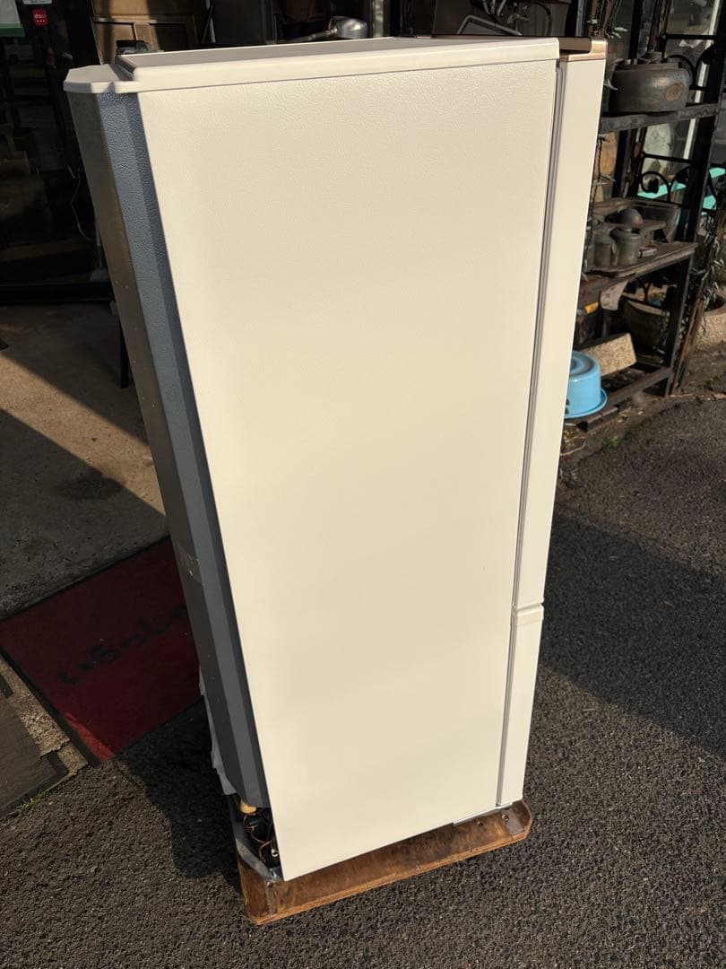 送料込み！　アクア　2ドア冷蔵庫　200ℓ　大きめサイズ　AQR-20MBK