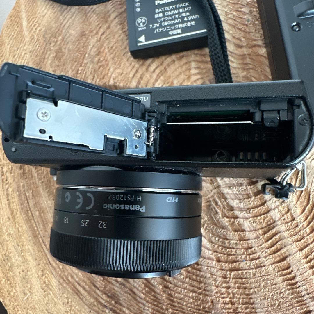 Panasonic LUMIX G DMC-GM1K デジタルカメラ