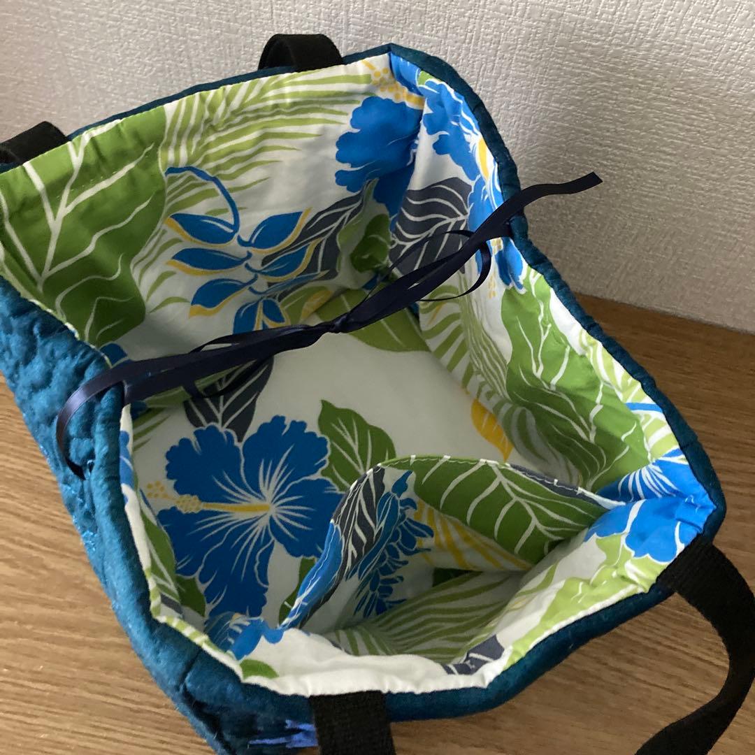 ハワイアンキルトバッグ　ハイビスカス