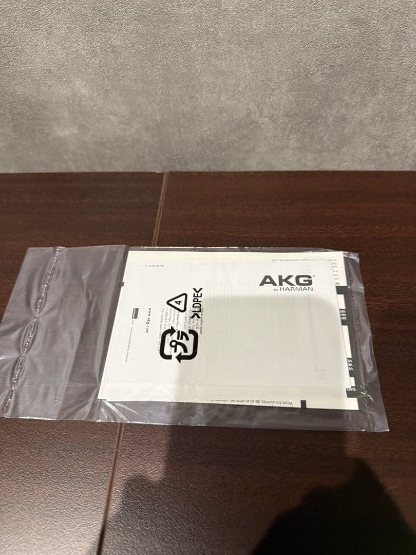 AKG K702 解放型ヘッドホン