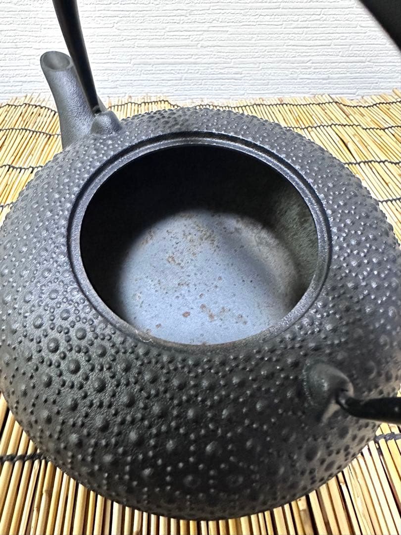 ＵＳＥＤ、良品　南部盛榮堂ＯＩＧＥＮ丸平丸亀甲　メーカー保証ＩＨ対応品　南部鉄瓶