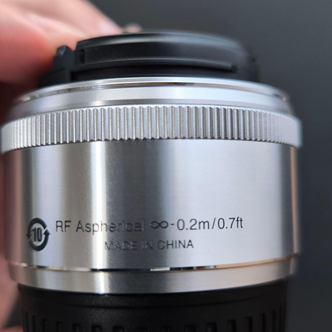 Nikon 1 ミラーレスカメラ 本体と付属品