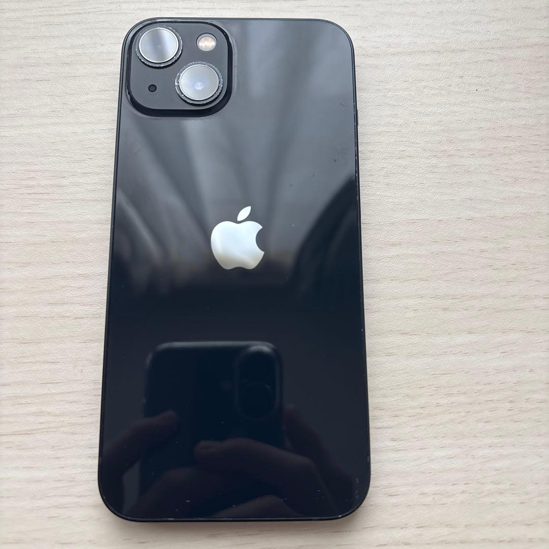 Apple iPhone 13 ブラック 本体67%