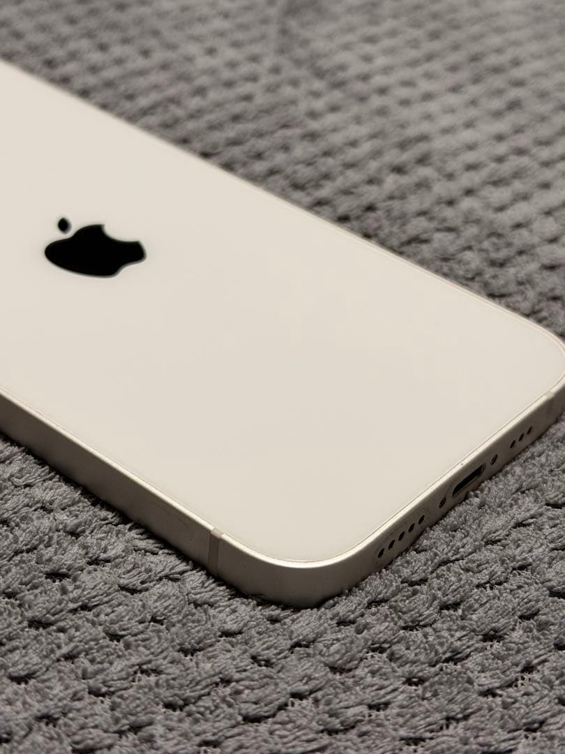 iPhone 13　256GB