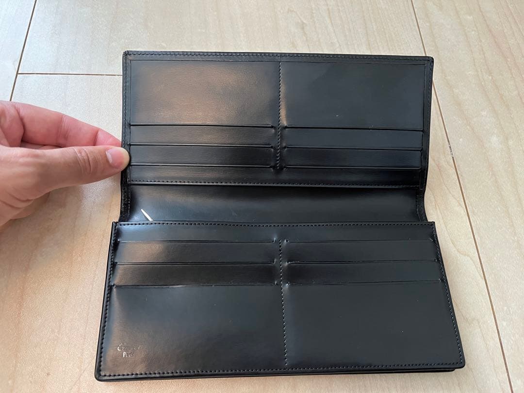 美品！カルティエ長財布