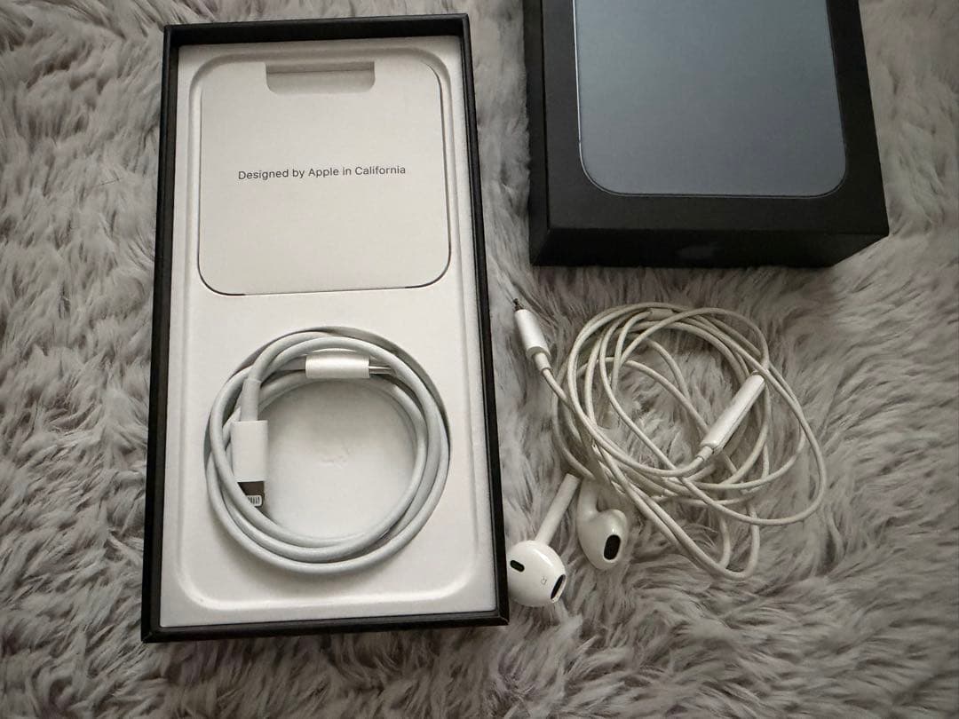 iPhone 13pro 128GB シエラブルー　SIMフリー