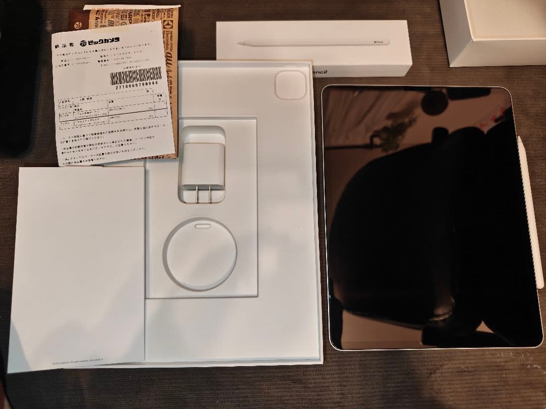 Apple iPad pro 第5世代 12.9インチ シルバー