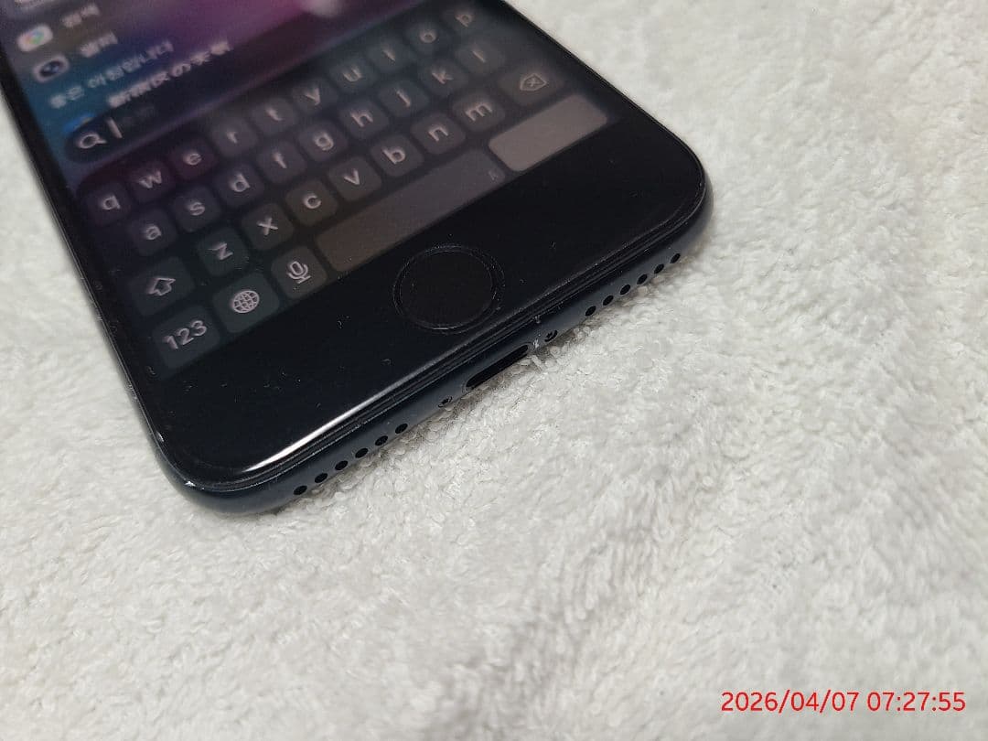スマートフォン本体 Apple iPhone se3_128Gb