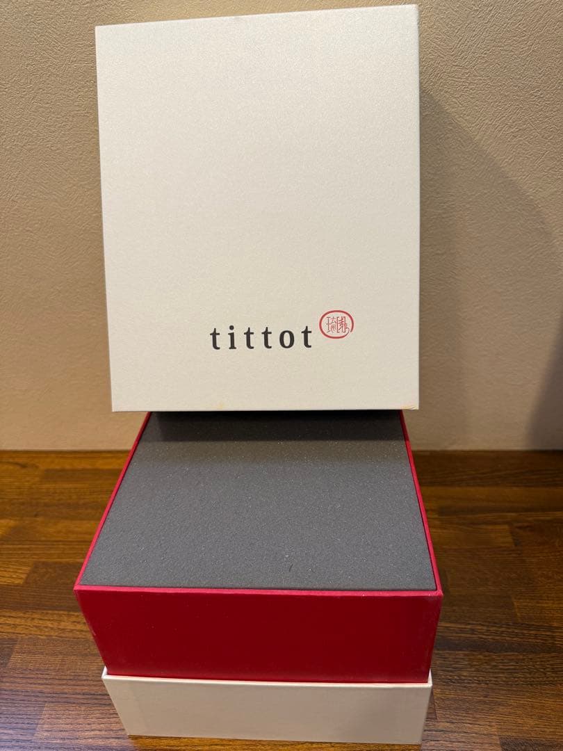 値下げ　Tittot 琉園　「牡丹と蝶」台湾　前衛ガラス工芸作品