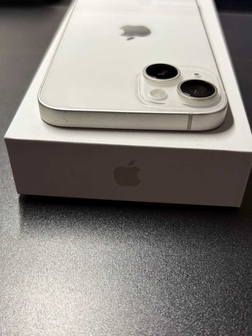 iPhone 14 128GB ライトニングケーブル EarPods付き