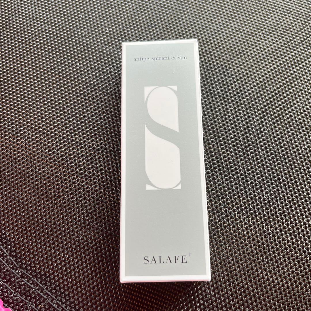 サラフェプラス 薬用制汗クリーム30g デオドラントミスト30ml おまけ付き♩