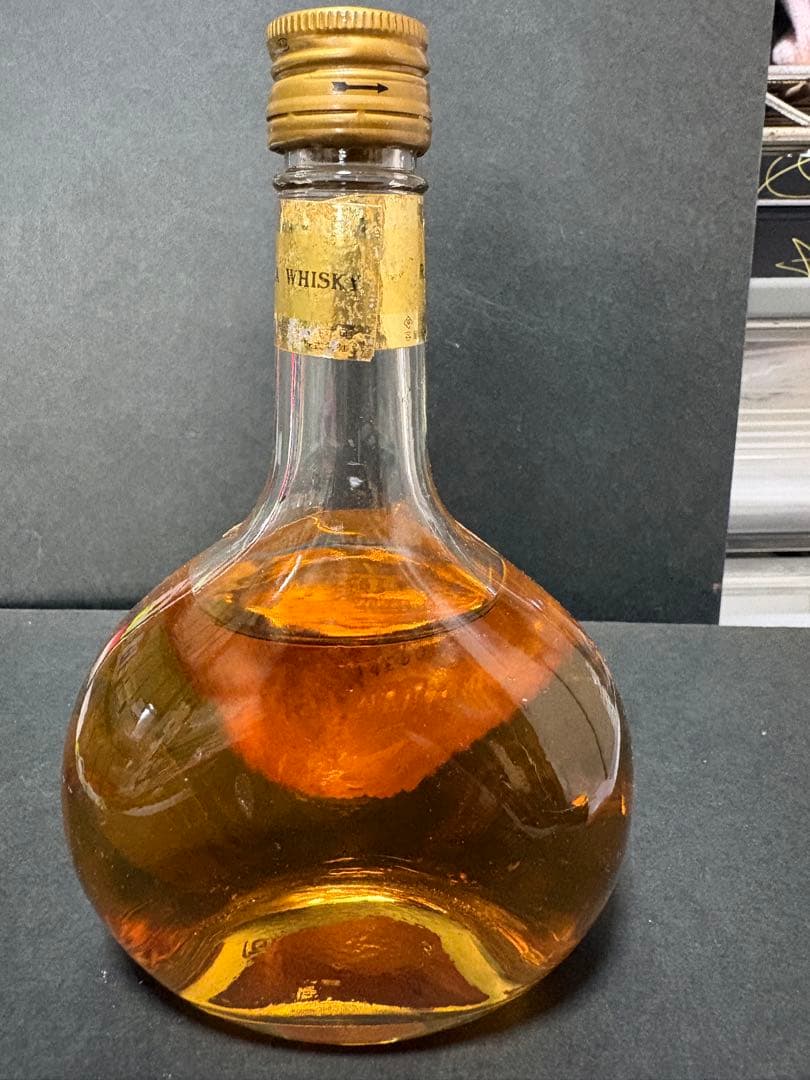 古酒５本セット　未開封　響　ノンエイジ　ゴールドラベル　金キャップ　バランタイン