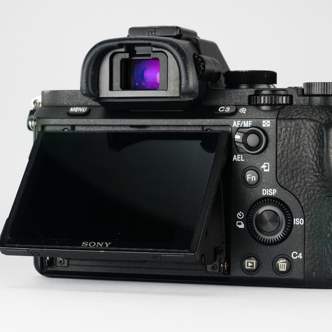 美品！SONY α7II完全セット6683回 フルサイズデビューに最適 310